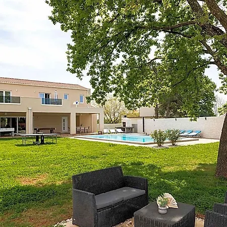 In Istria With Heated Eco Pool Villa Brtonigla