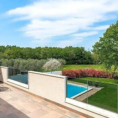 Villa In Istria With Heated Eco Pool *